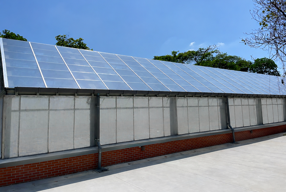 Botanical garden greenhouse cover